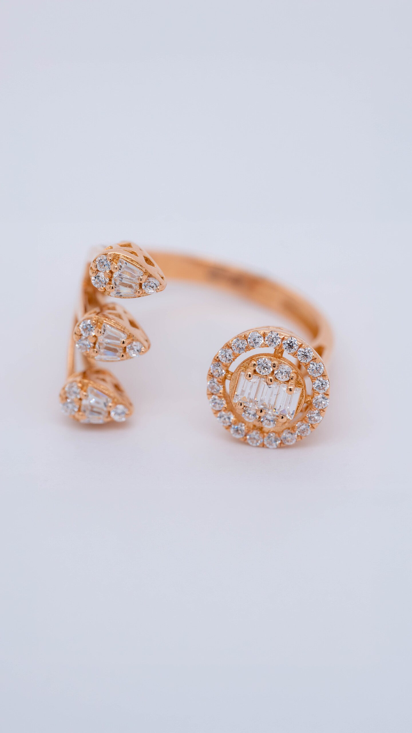 Golden Talons 18K Gold Statement Ring with Stones