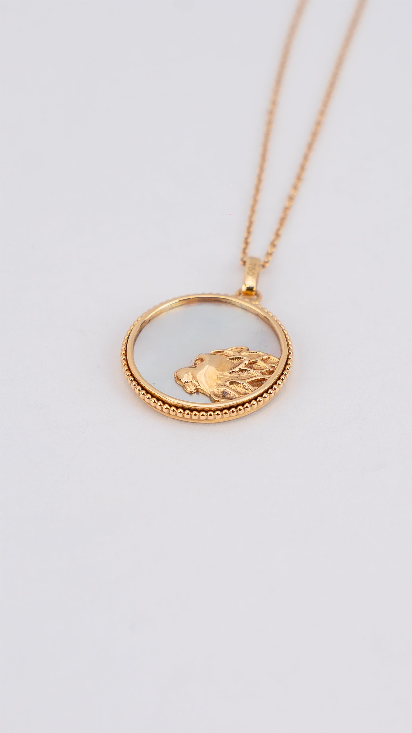 Lunar Pride Lion 18K Gold Necklace with Mother of Pearl