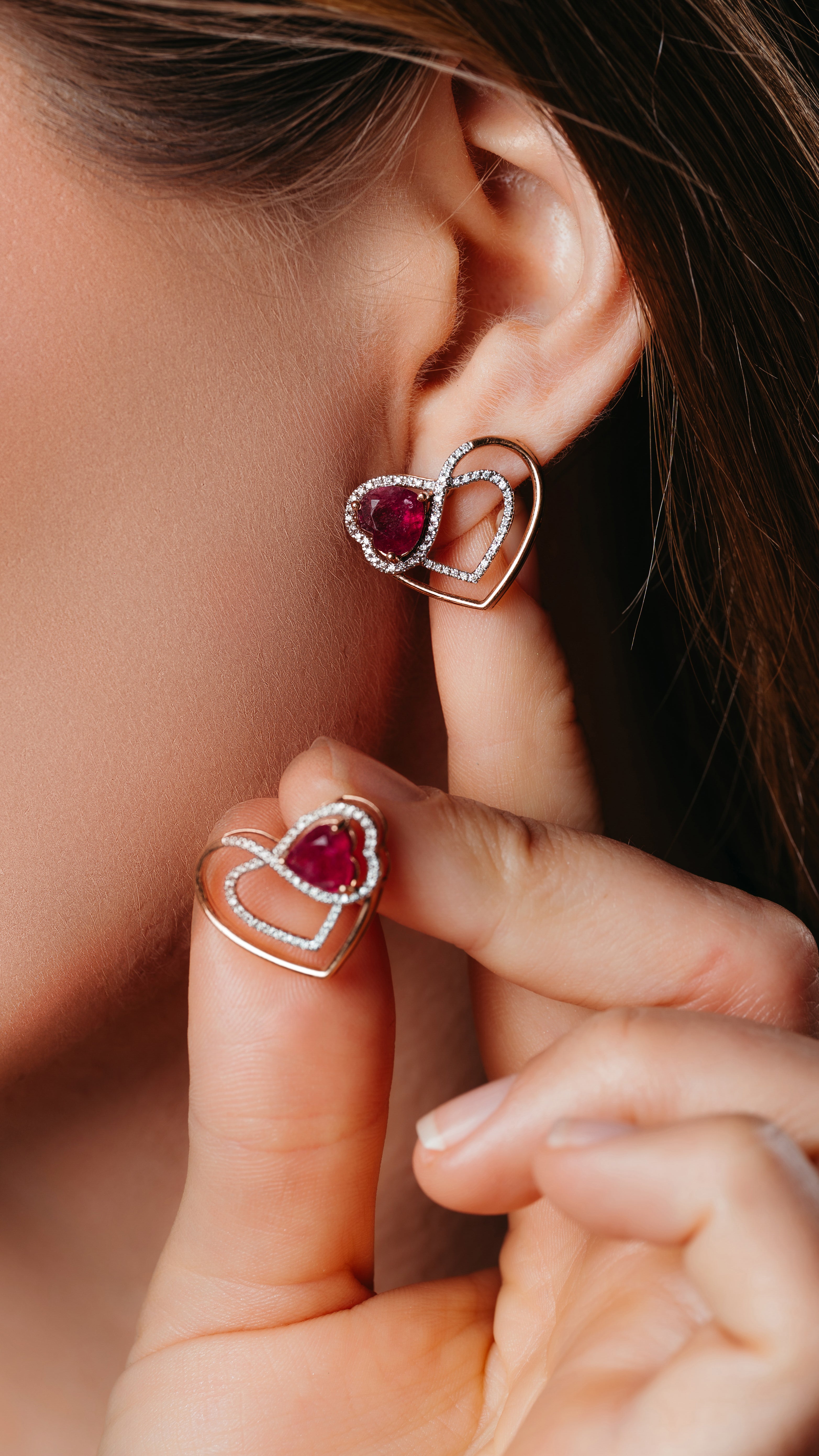 Scarlet Affection 18K  Gold Heart Diamond Earrings