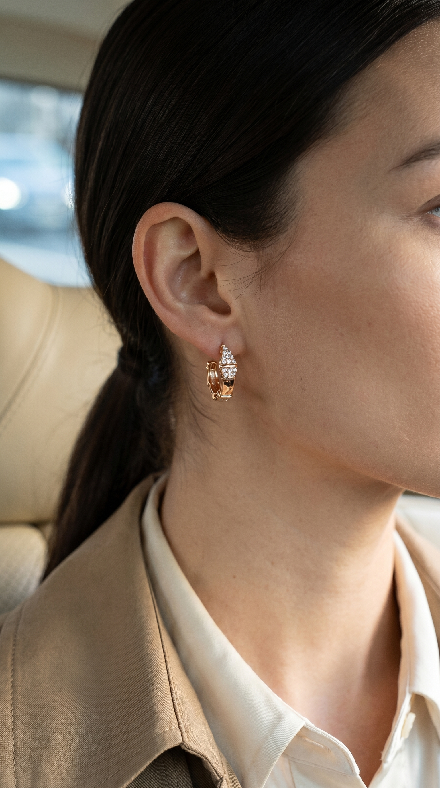 Segmented Ribs J Hoop 18K Gold Earrings